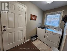 230 4TH STREET CRESCENT - 15