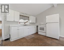 404 BROWNS LANE - 10