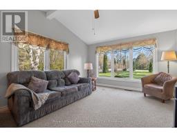 404 BROWNS LANE - 13