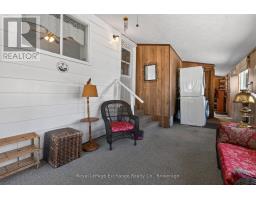 404 BROWNS LANE - 24