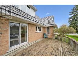5 JACKSON CRESCENT - 17