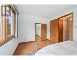5 JACKSON CRESCENT - 48