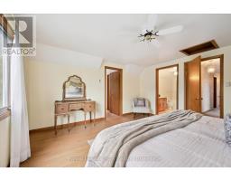 5 JACKSON CRESCENT - 7