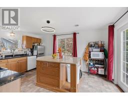 13 RAVINE PARK ROAD S - 11