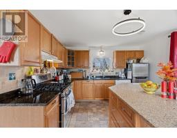 13 RAVINE PARK ROAD S - 12