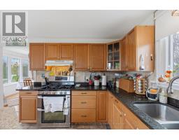 13 RAVINE PARK ROAD S - 14