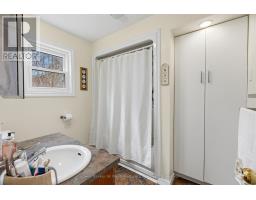 13 RAVINE PARK ROAD S - 25