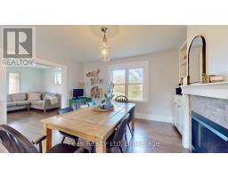 236 HURON ROAD - 7