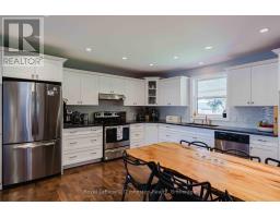 166 MACDONALD LANE - 14