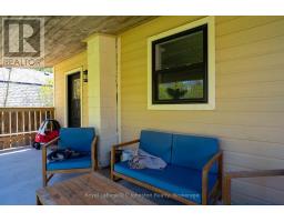 166 MACDONALD LANE - 33
