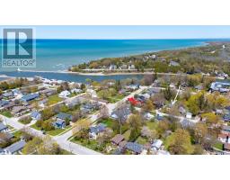 166 MACDONALD LANE - 4