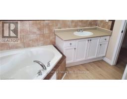 725 PARIS BOULEVARD - 16