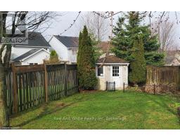 725 PARIS BOULEVARD - 3
