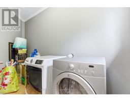 81 HURON STREET - 41