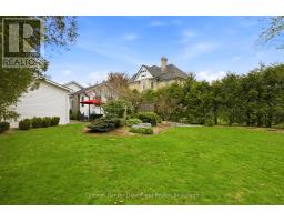 81 HURON STREET - 47
