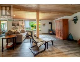 188 BAY STREET - 15
