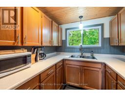 188 BAY STREET - 23