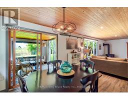 188 BAY STREET - 25