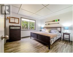 188 BAY STREET - 31
