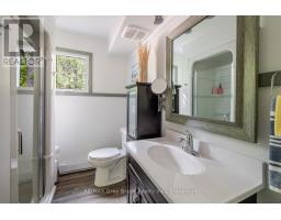 188 BAY STREET - 34