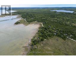 188 BAY STREET - 43