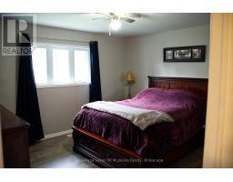 52 SUNSHINE STREET - 16