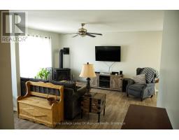 52 SUNSHINE STREET - 8
