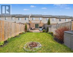 58 CURZON CRESCENT - 25