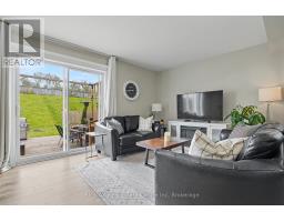 58 CURZON CRESCENT - 8