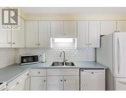 402 - 200 RIVER STREET - 11