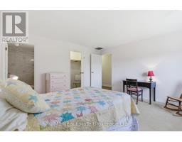 402 - 200 RIVER STREET - 23
