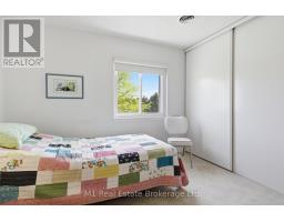 402 - 200 RIVER STREET - 27