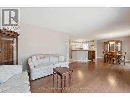 6 PARKSIDE DRIVE - 13