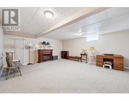 6 PARKSIDE DRIVE - 24