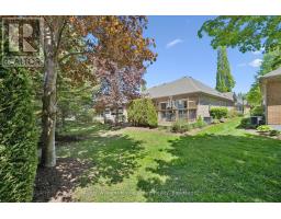 6 PARKSIDE DRIVE - 36