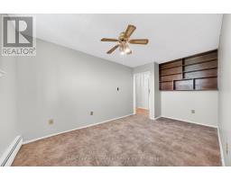 512 - 19 WOODLAWN ROAD E - 19