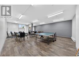 512 - 19 WOODLAWN ROAD E - 43