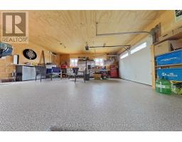28 MAPLE STREET - 15