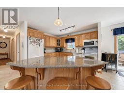 28 MAPLE STREET - 24