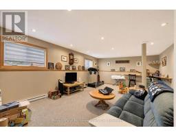 28 MAPLE STREET - 39