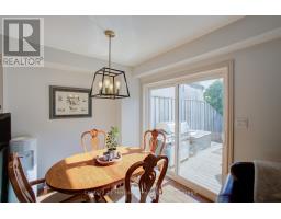 144 KINCARDINE STREET N - 12
