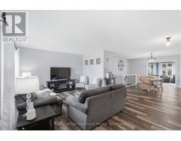17 BROWN STREET N - 11