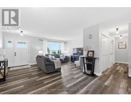 17 BROWN STREET N - 14
