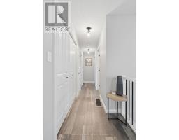 17 BROWN STREET N - 27