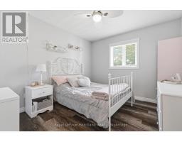 17 BROWN STREET N - 31
