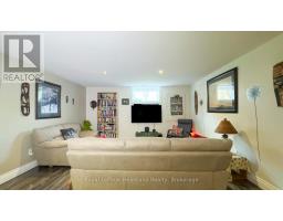 39 BALVINA DRIVE W - 35