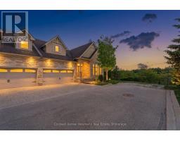 14 - 19 SIMMONDS DRIVE - 40