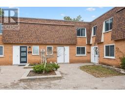 17 - 120 COUNTRY CLUB DRIVE - 1