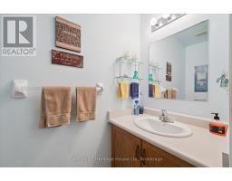 229 SILURIAN DRIVE - 19