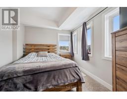 8 - 32 ARKELL ROAD - 18